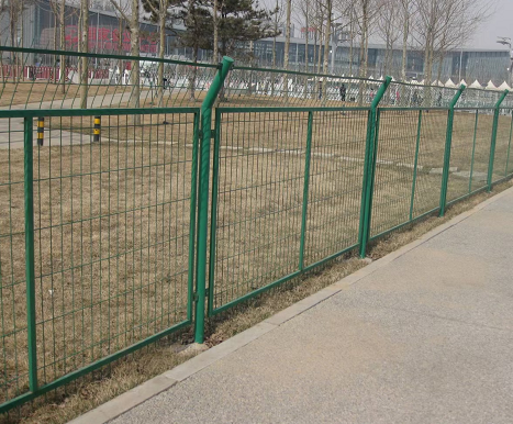 護(hù)欄圍網(wǎng)